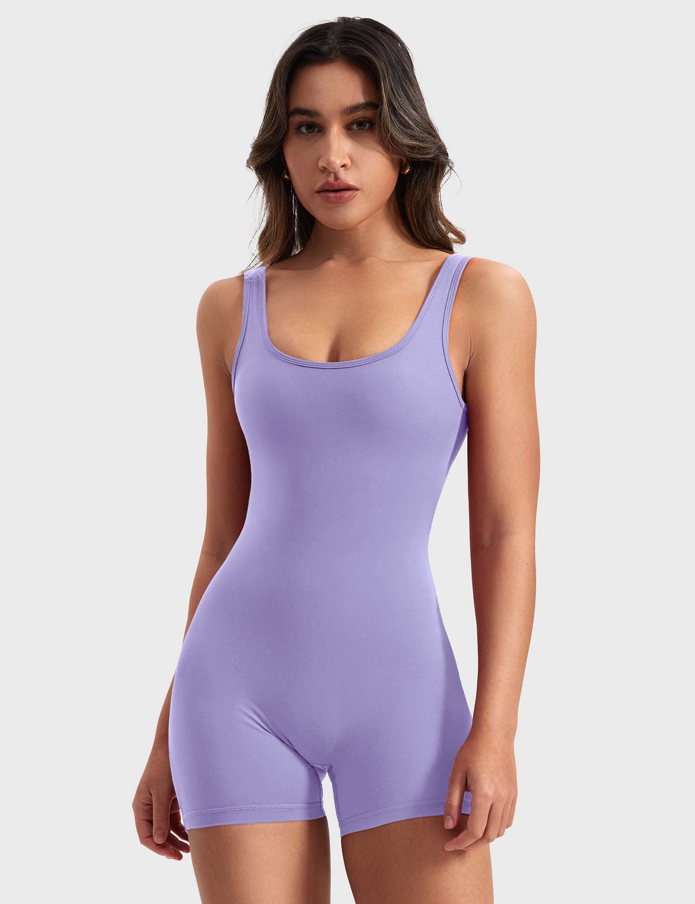 Caterina | Romper elegante con schienale a V